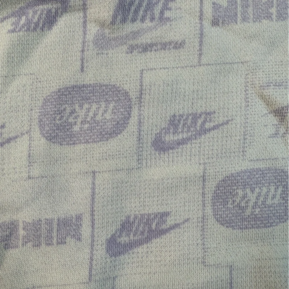 Nike Kids Cream and Light Purple Hoodie Set - Picture 6 of 11